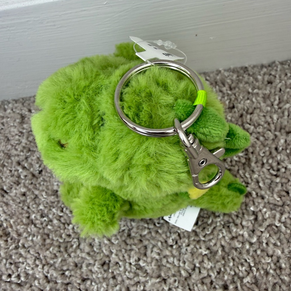 Green Dinosaur Plush Keychain - Picture 3 of 4